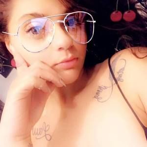 Meet your Posher, Lexy